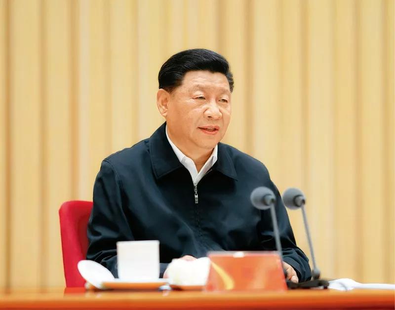 2019年7月9日，中央和(hé / huò)國(guó)家機關黨的(de)建設工作會議在(zài)北京召開。中共中央總書記、國(guó)家主席、中央軍委主席習近平出(chū)席會議并發表重要(yào / yāo)講話。新華社記者 鞠鵬/攝