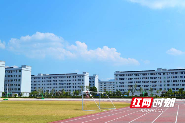 夫妻房外景。.jpg